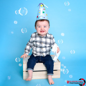 Alasdair Cake Smash Photography - Glasgow